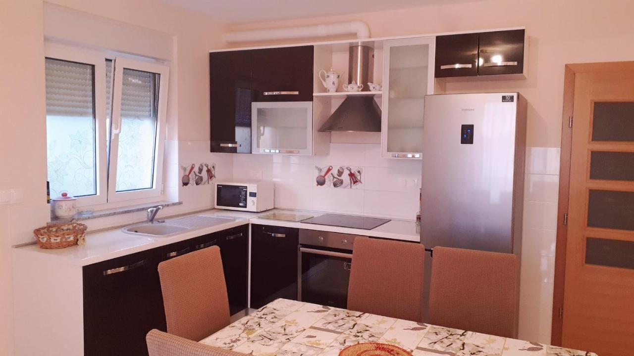 Apartments Cirjak Светий Петар Номер фото